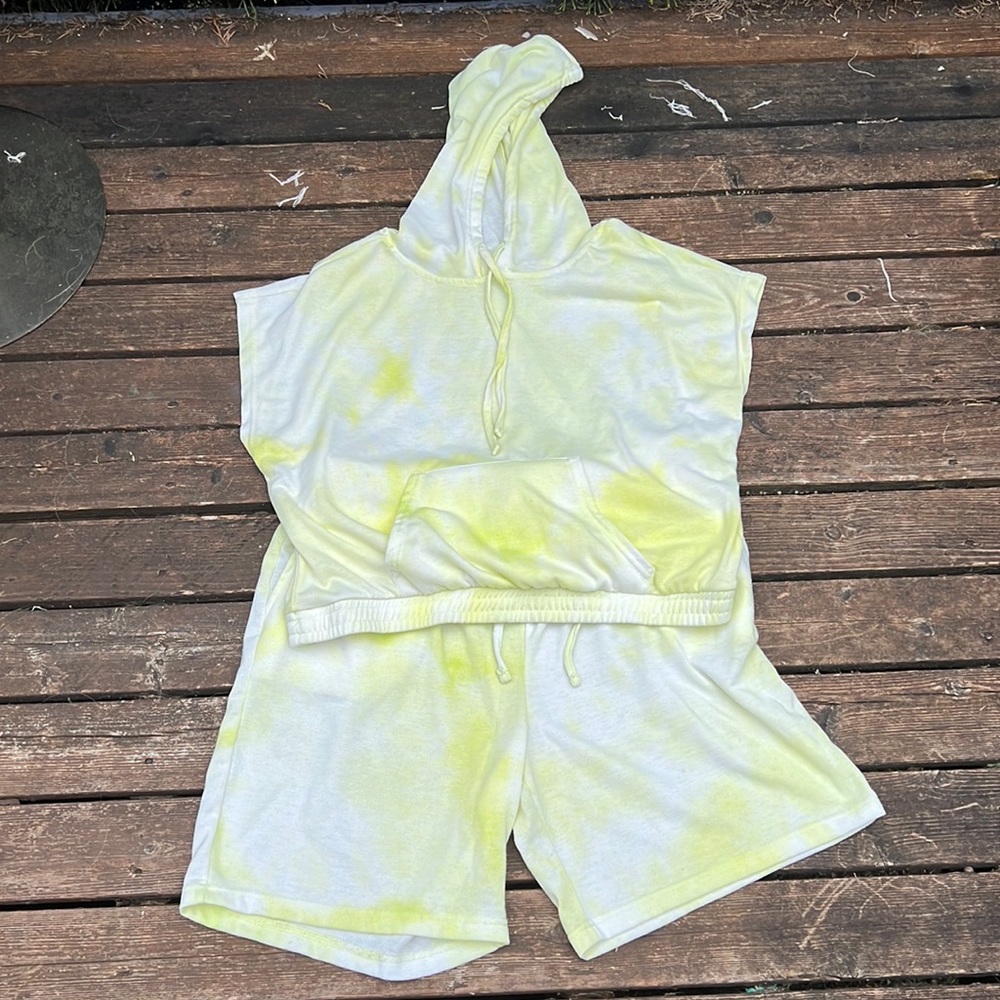 Align Collective Shorts and hoodie set L yellow tie dye two piece set lounge